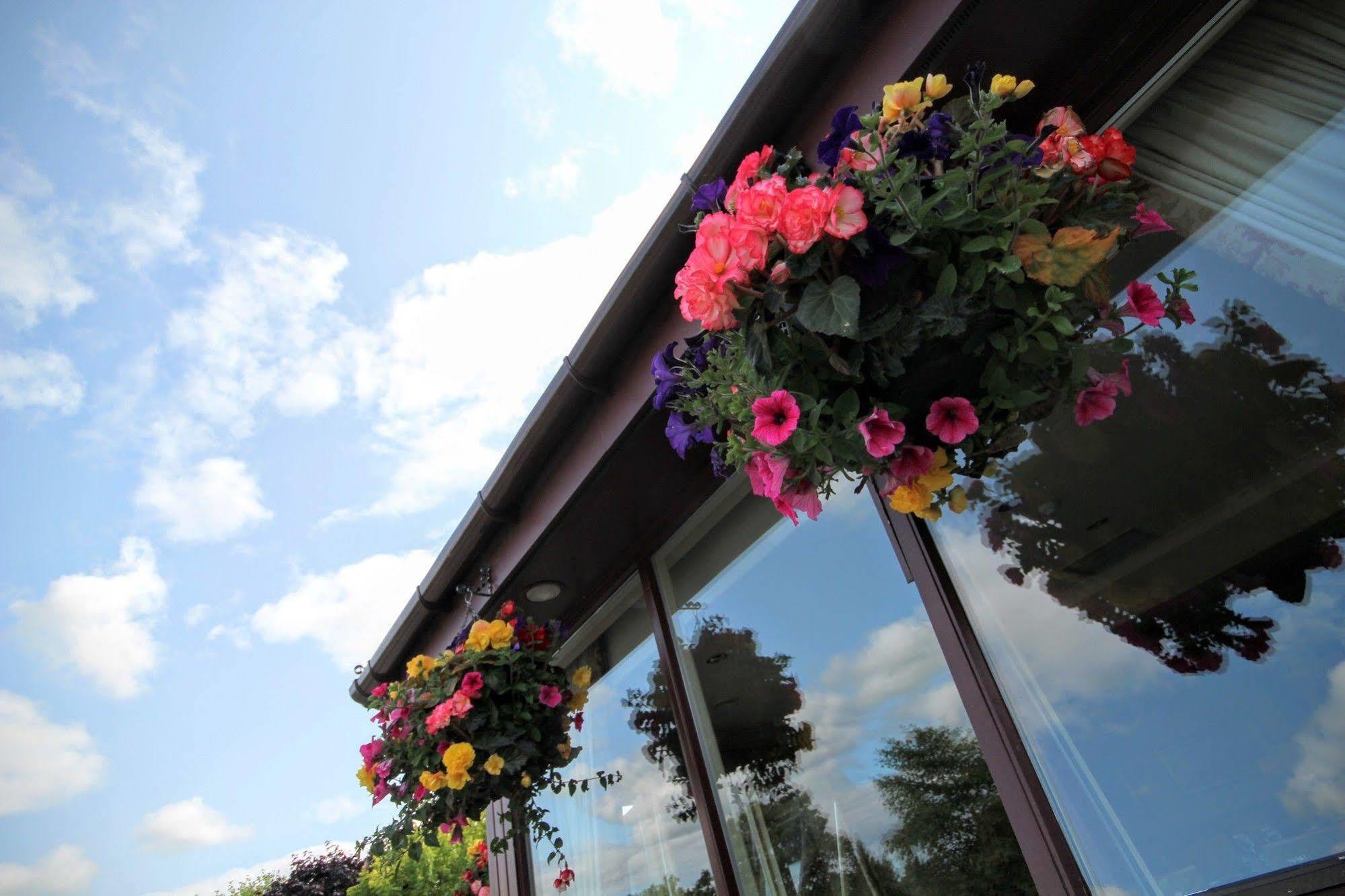 Strathburn Hotel Inverurie By Compass Hospitality Zewnętrze zdjęcie